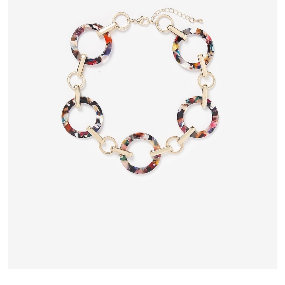 Express choker necklace